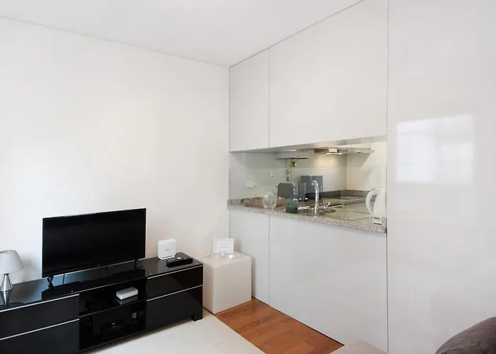 Mary House * Matosinhos (Porto)